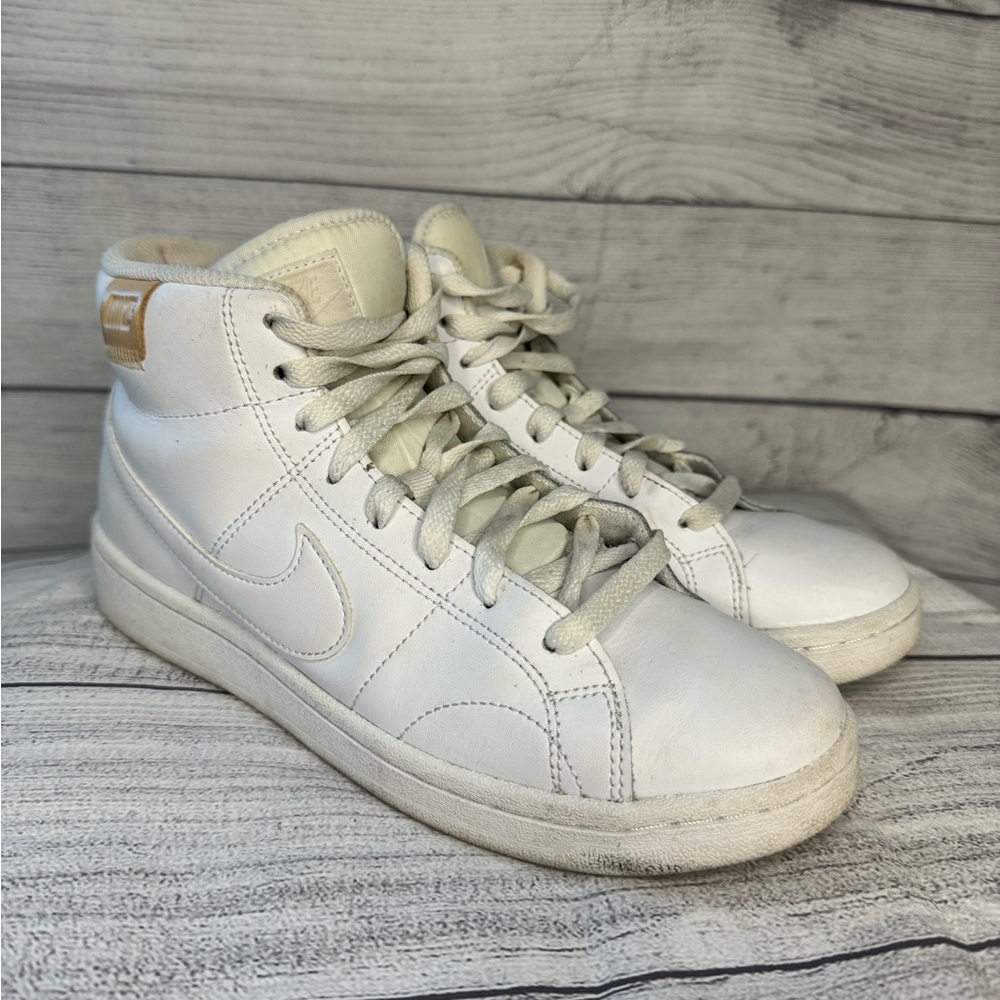 Nike Mid Top Women Athletic Shoes